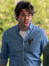 James Marsden in Dead to Me
