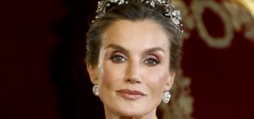 Queen Letizia wore Carolina Herrera & the Spanish Floral tiara for the Macrons’ state visit