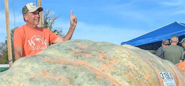 Rhode Island man reclaims heaviest pumpkin world record with 3k lb pumpkin
