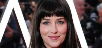 Dakota Johnson has ‘chemistry’ with Machine Gun Kelly: ‘For now, it makes her happy’