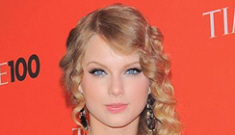 Taylor Swift donates $500K to Nashville flood victims