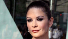 “Catherine Zeta-Jones is wearing a trash bag” links