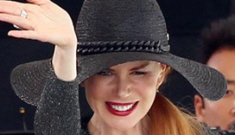 Nicole Kidman is “terrifed of the sun”