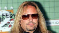 “Vince Neil was arrested for a DUI” links