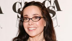 Janeane Garofalo says people who like bare lady parts have a problem