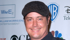 Jeremy London’s “acting skills” saved his life & he’s joining ‘Celebrity Rehab’