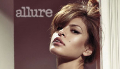 Eva Mendes is incapable of not mentioning how sexy she is