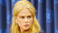 Nicole Kidman shows off her huge bump, her father is hospitalized
