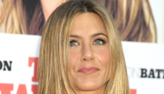 Jennifer Aniston does a black mini and a tube top for ‘The Switch’ premiere
