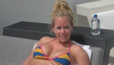 Kendra Wilkinson shows off bikini body after losing her baby weight