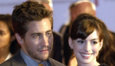 Anne Hathaway & Jake Gyllenhaal’s on-screen chemistry: icky or hot?