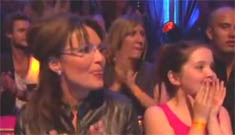 Sarah Palin sits in the front row on Dancing With The Stars, Bristol brings it