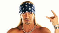 Billboard photographer swears that Bret Michaels’ scary six pack is real