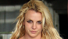 Britney Spears taunts us with shots of her busted weave/extensions