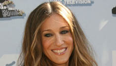 Sarah Jessica Parker says she feels old & tries every face cream