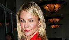 Are Cameron Diaz and Paul Sculfor engaged?