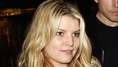 Jessica Simpson says she cried for five minutes after proposal (update)