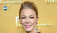 LeAnn Rimes will buy her own ring & announce engagement by New Year’s