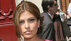 Eva Mendes carried knives during “Angelina Jolie phase”