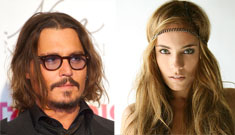 Star: Johnny Depp hit on teen model on Pirates set