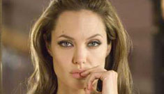 Angelina Jolie told to gain weight for next role