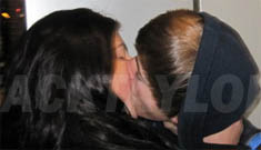 Photo released of Justin Bieber making out with a fan