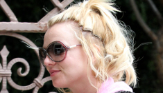 “Britney Spears’ busted weave has rivets, right?” links