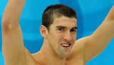 Michael Phelps makes Olympic history with 8th gold medal