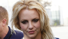 “Britney Spears’ busted weave is a Femme Fatale”   links