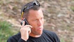 Lance Armstrong says he never gets any complaints from women