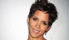 Halle Berry’s half sister says that their dad wasn’t abusive and wasn’t an alcoholic