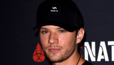 Is Ryan Phillippe paying his alleged baby mama’s bills?