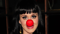 “Katy Perry wears an avant-garde red nose” links