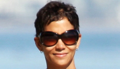 Halle Berry takes Nahla out on the Malibu beach