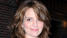 Tina Fey flaunts her baby bump, will host the Mother’s Day SNL episode