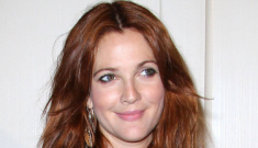 Drew Barrymore goes dramatically red: better or worse?