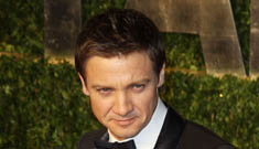 Jeremy Renner is officially the lead in the Bourne series reboot