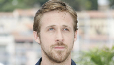 Hot Guy Gosdong: Ryan Gosling wears a pajama top in Cannes?