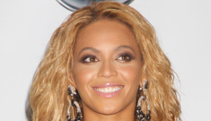 Did Beyonce copy her Billboard performance from an Italian pop artist?
