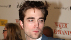 Robert Pattinson “acts like a single guy” when Kristen Stewart isn’t around