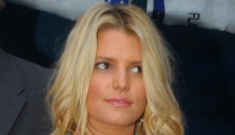 Jessica Simpson put a “no cheating, y’all” clause in her pre-nup
