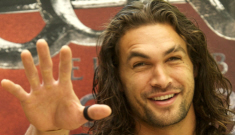 Jason Momoa wants you to touch his 6’4″, 230 lb, all-throbbing-muscle body