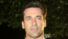 Jon Hamm finally goes back to tight jeans, with his lovely bulge on display