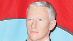 “Anderson Cooper’s wax figure is surprisingly good” links