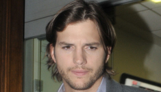 Star Mag’s witness: “Ashton Kutcher & Sarah Leal definitely boned”