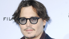 Johnny Depp at ‘The Rum Diary’ premiere: still douchey or still hot?
