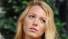 Blake Lively & Leo DiCaprio are still in contact, Blake still wants Leo!