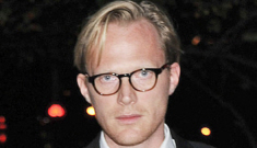 Paul Bettany gushes about his “beautiful” daughter & his “amazing” wife