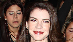 ‘Twilight’ author Stephenie Meyer lost a bunch of weight, looks pretty great