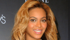 Beyonce parties in NYC while hospital goes on “high alert” for “birth”